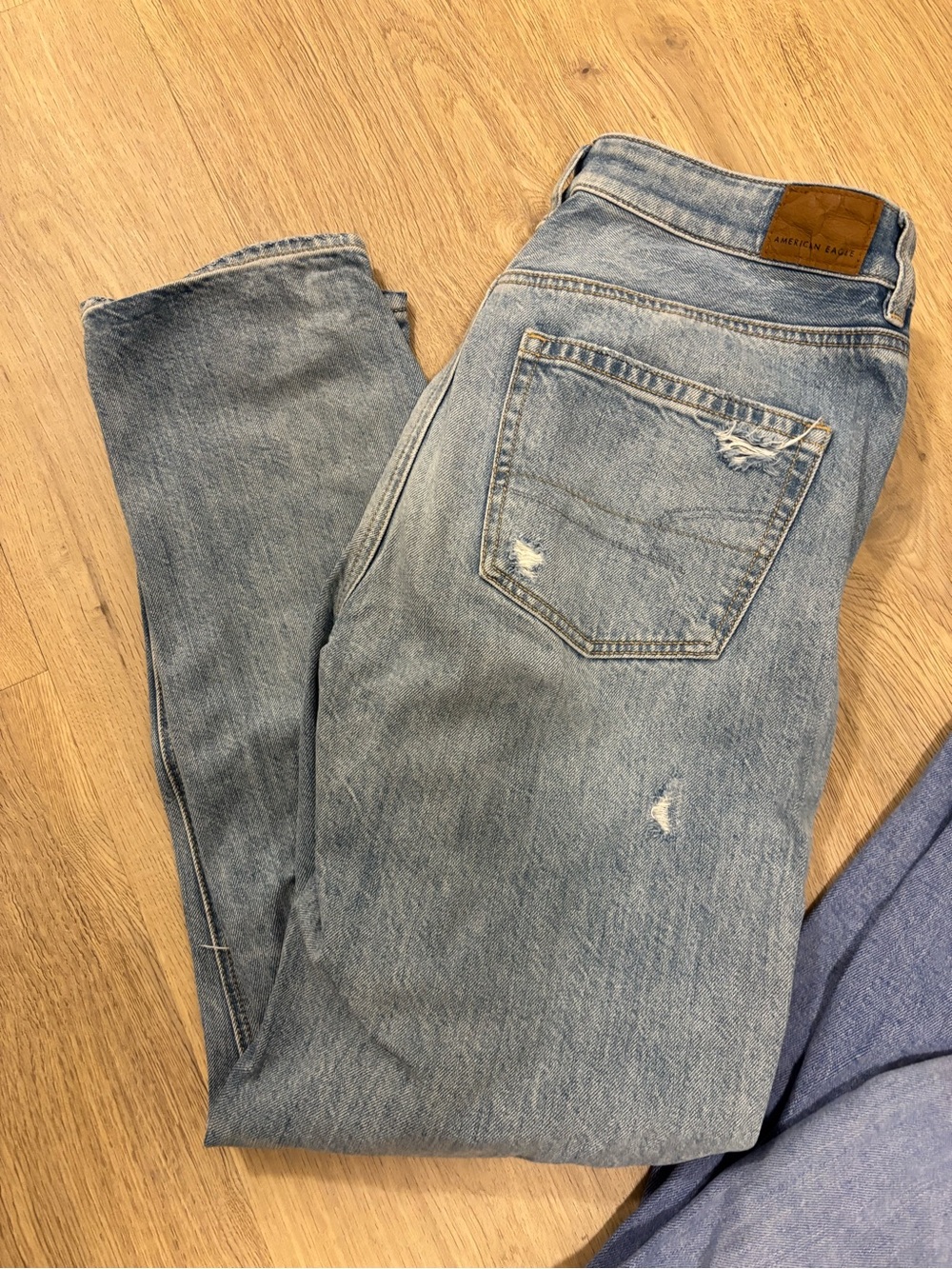 American Eagle Outfitters Light Wash Slim Straight Men’s Jeans